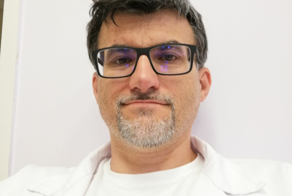 „Régebben előfordult, hogy a betegeim temetésére is elmentem – na, ilyet nem szabad csinálni, mert előbb-utóbb felemészti az embert”